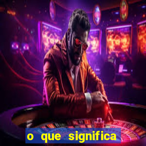 o que significa passarinho morto dentro de casa