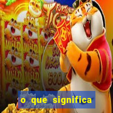 o que significa passarinho morto dentro de casa