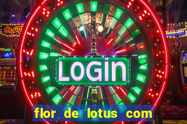 flor de lotus com lua tatuagem