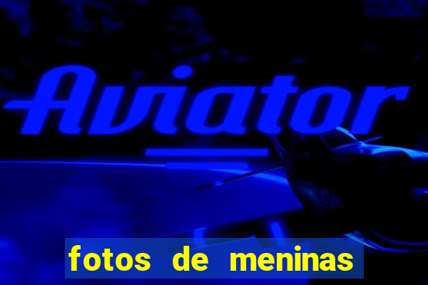 fotos de meninas cacheadas no espelho