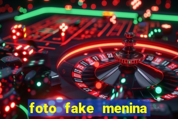 foto fake menina cabelo cacheado