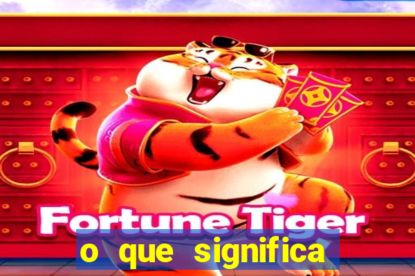 o que significa sonhar com o silvio santos
