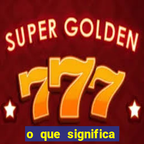 o que significa quando a luz acende sozinha